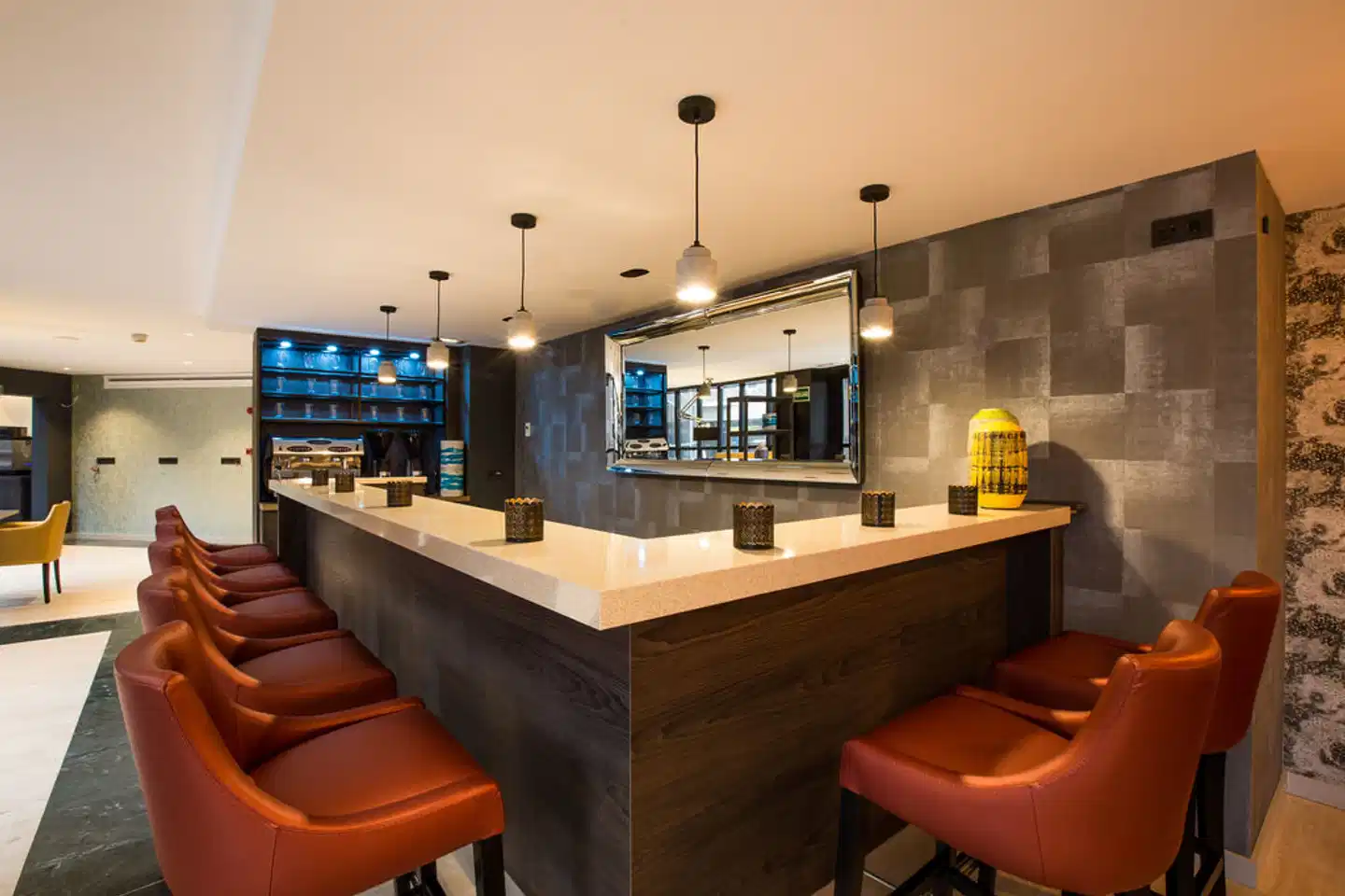 Leonardo Hotel Madrid City Center Bar