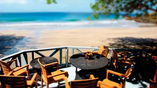 Half Moon Blue Strand