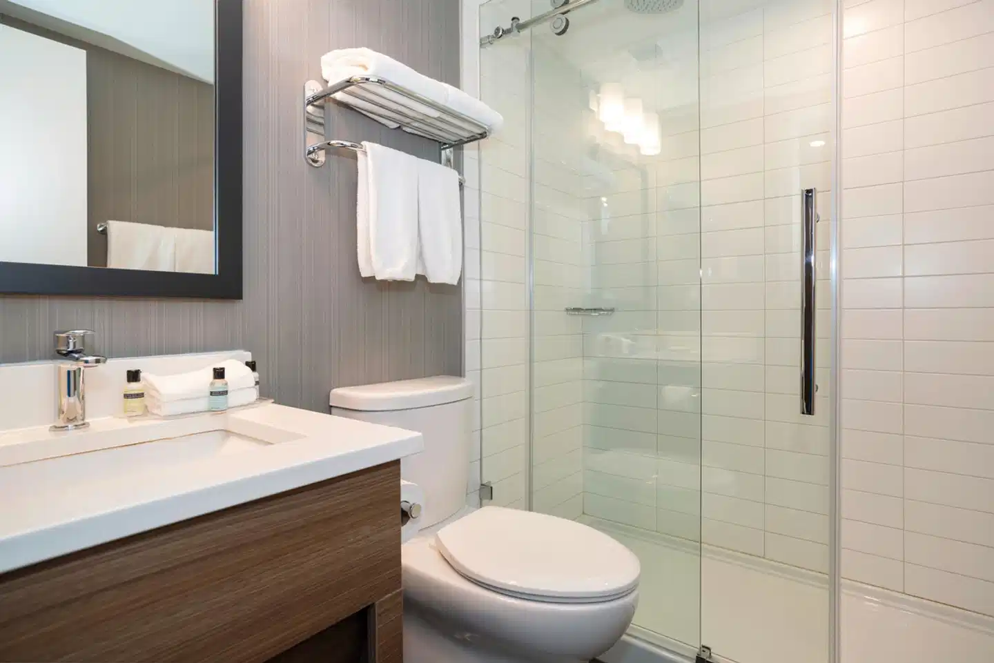 Sandman Signature Calgary Downtown Hotel Badezimmer