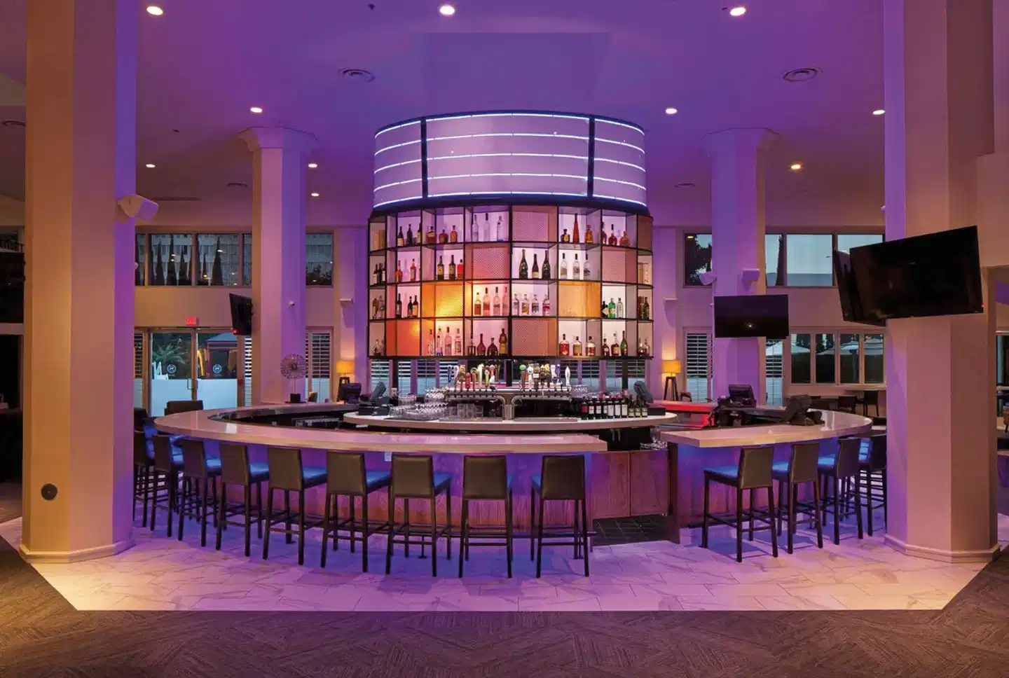 Sheraton Gateway Los Angeles Hotel Bar