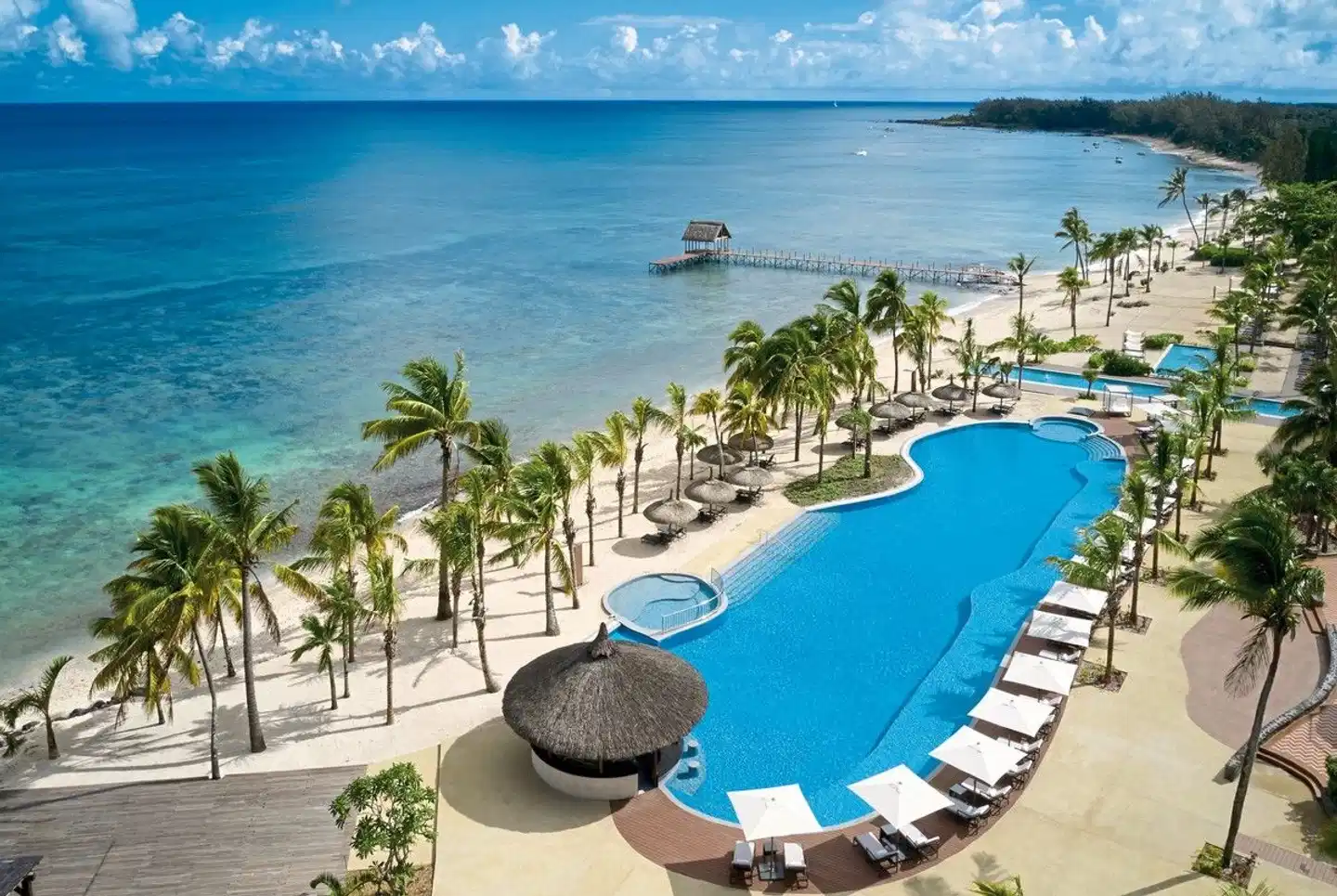 Le Meridien Ile Maurice Pool