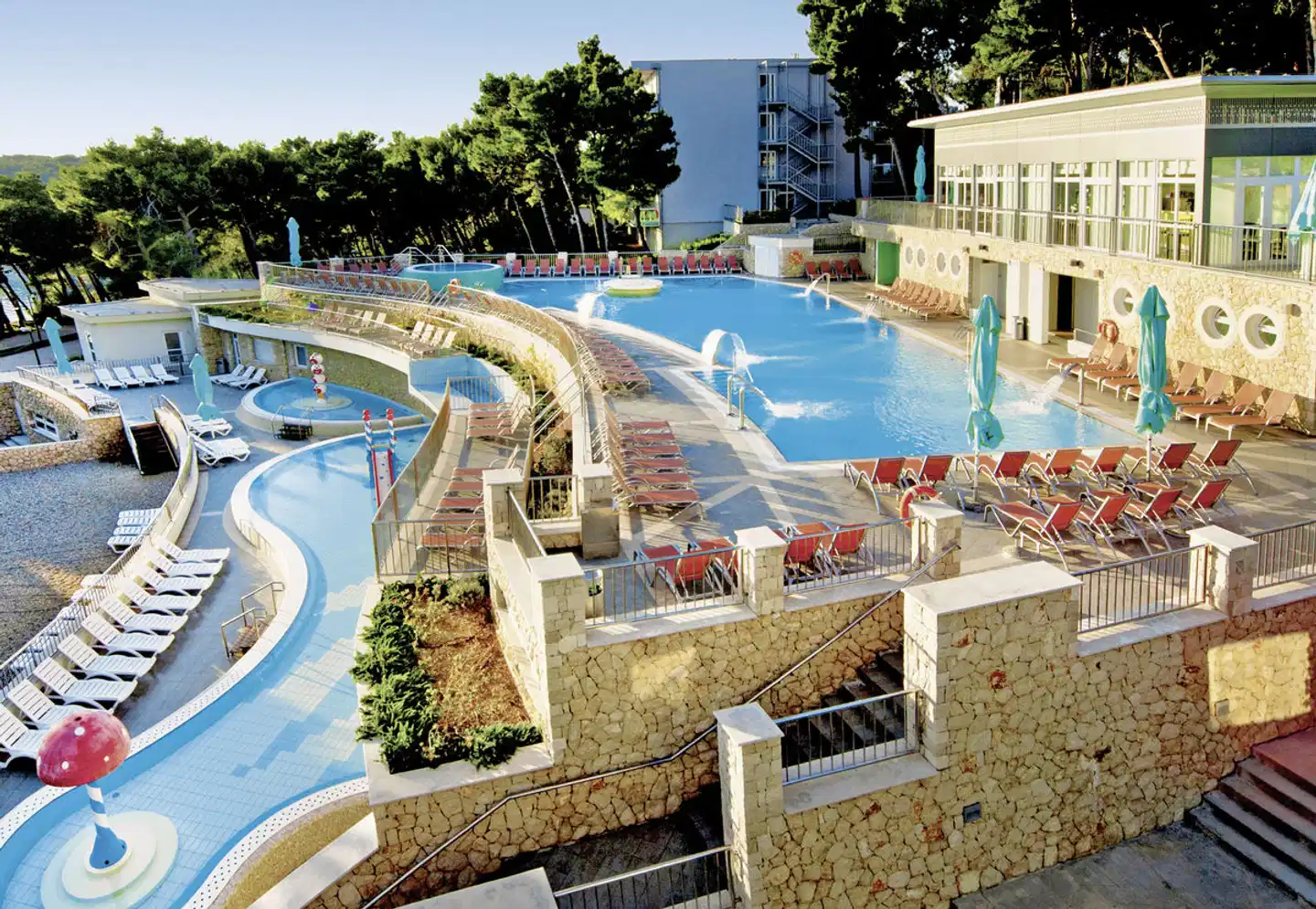 Family Hotel Vespera Pool