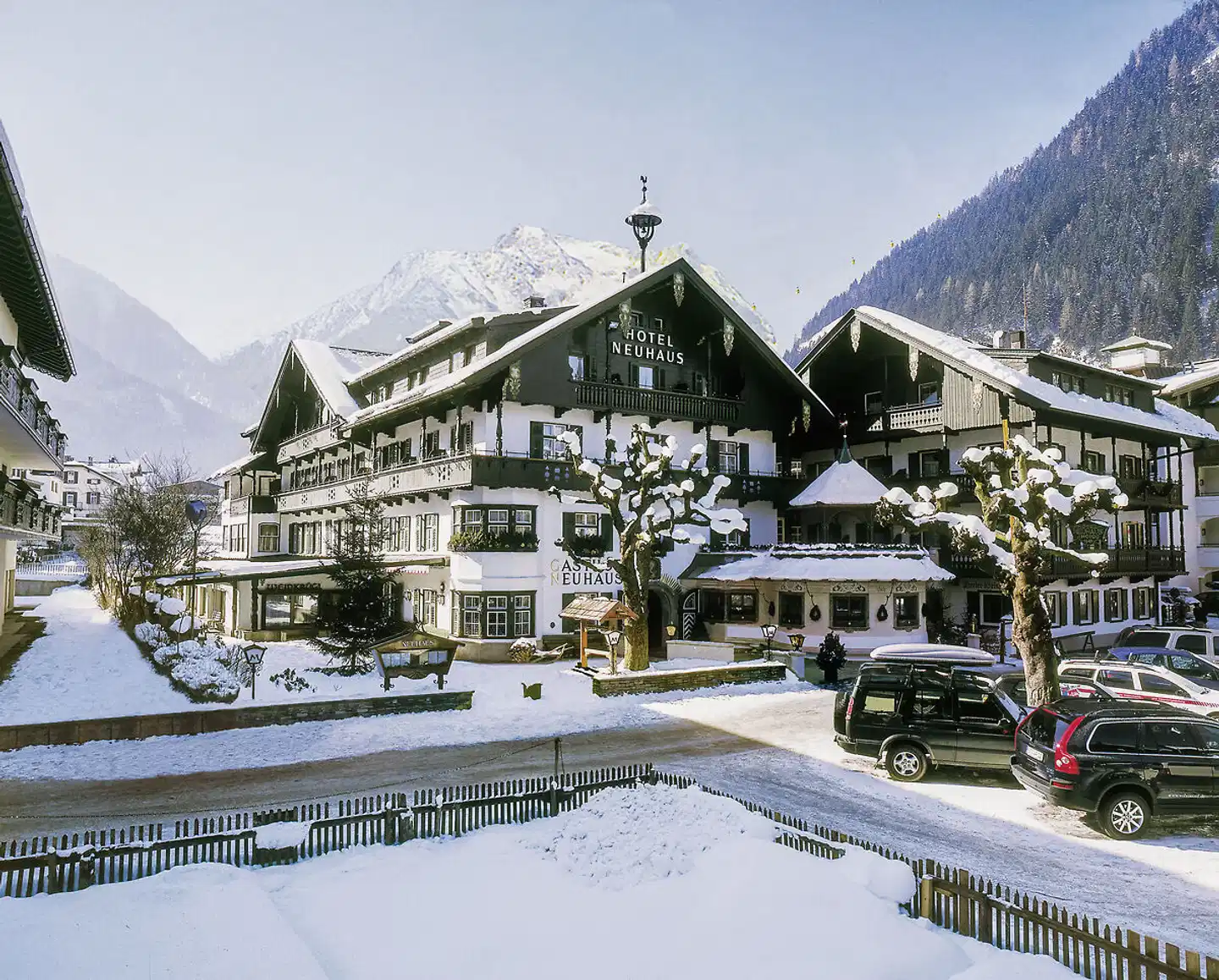 Neuhaus Zillertal Resort Aussenansicht