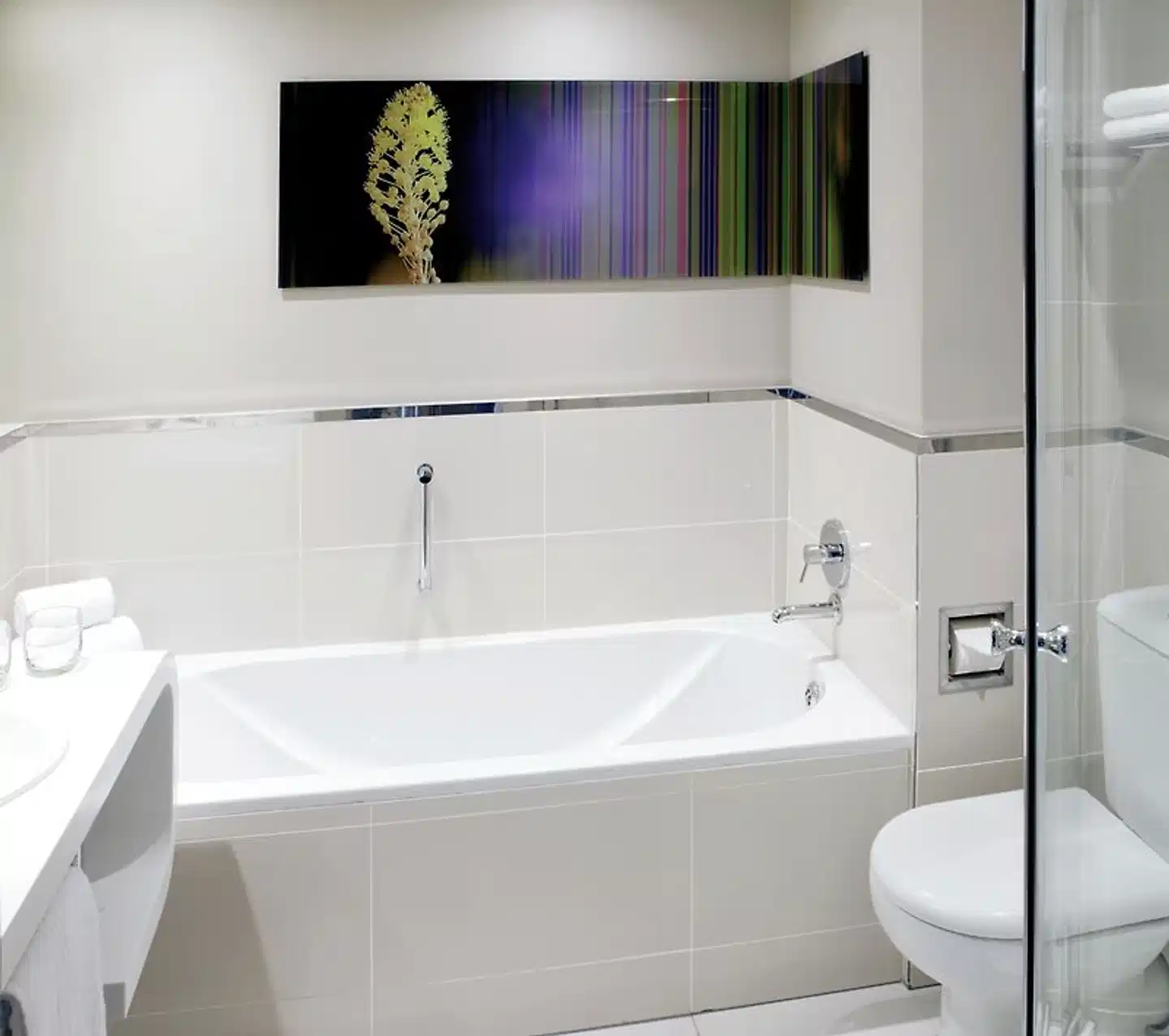 Garden Court Sandton City Badezimmer