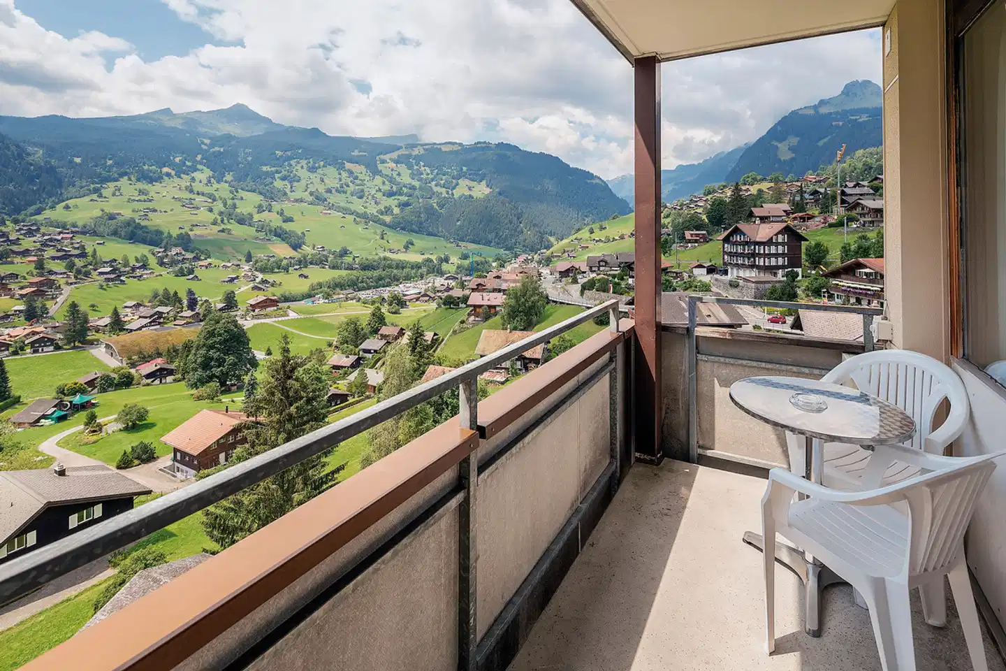 Jungfrau Lodge Terrasse