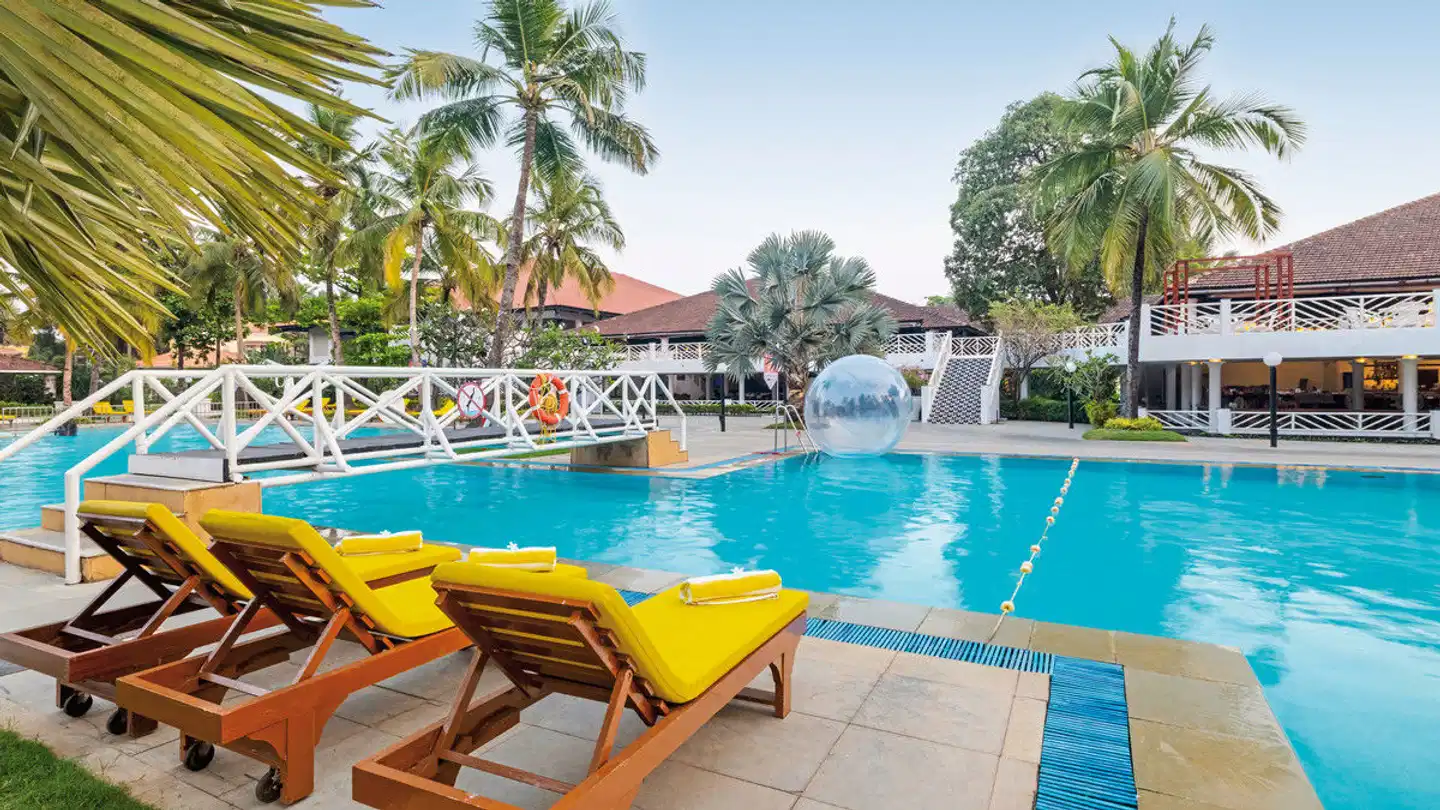 Novotel Goa Dona Sylvia Resort Pool