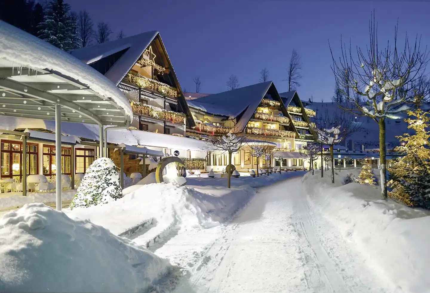 Hotel Dollenberg Aussenansicht