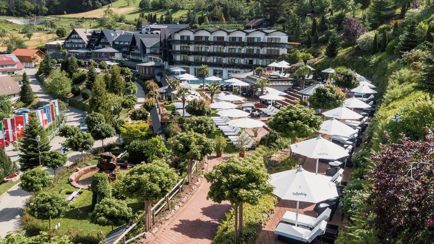 Hotel Dollenberg Aussenansicht