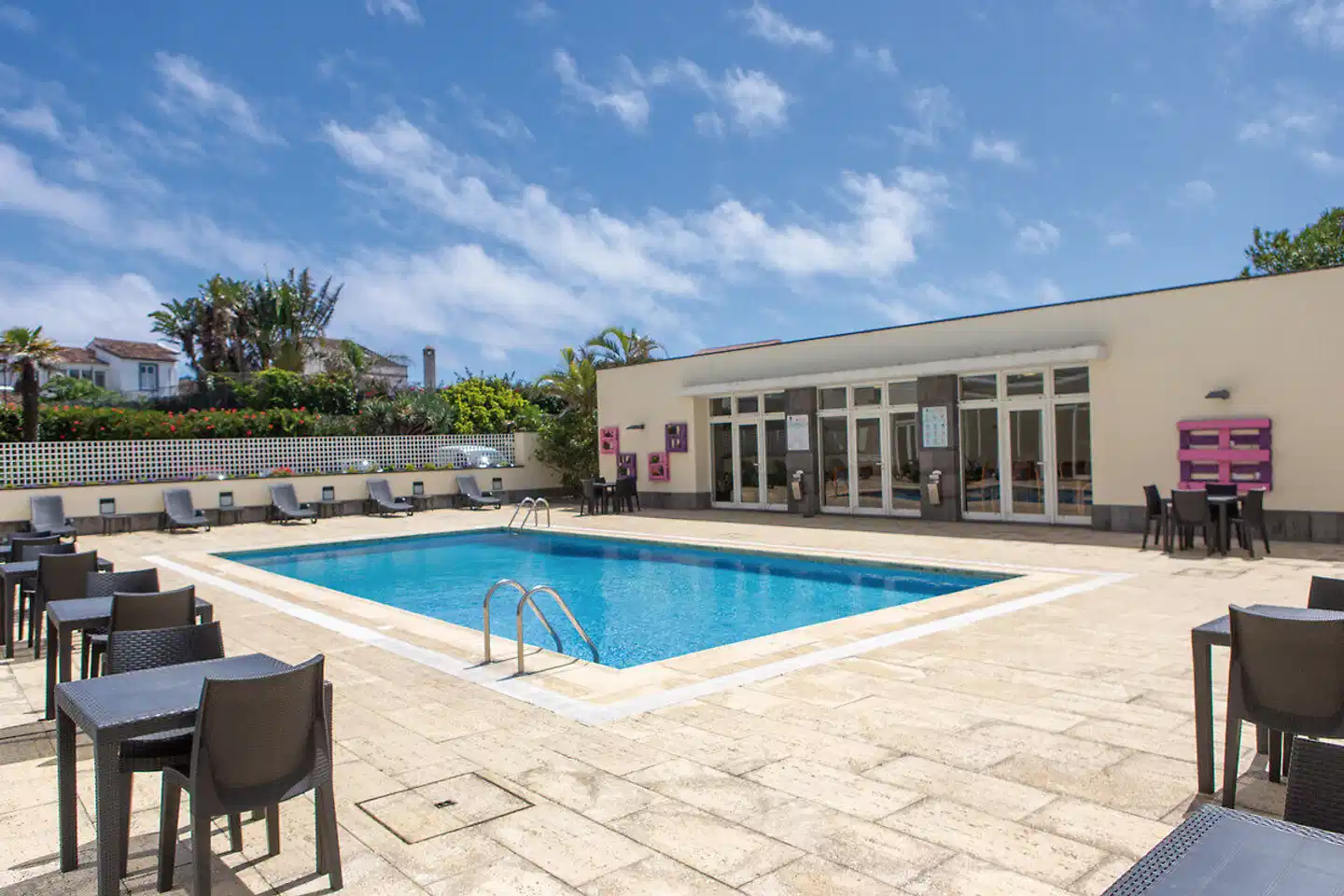 MS Vila Nova Hotel Pool