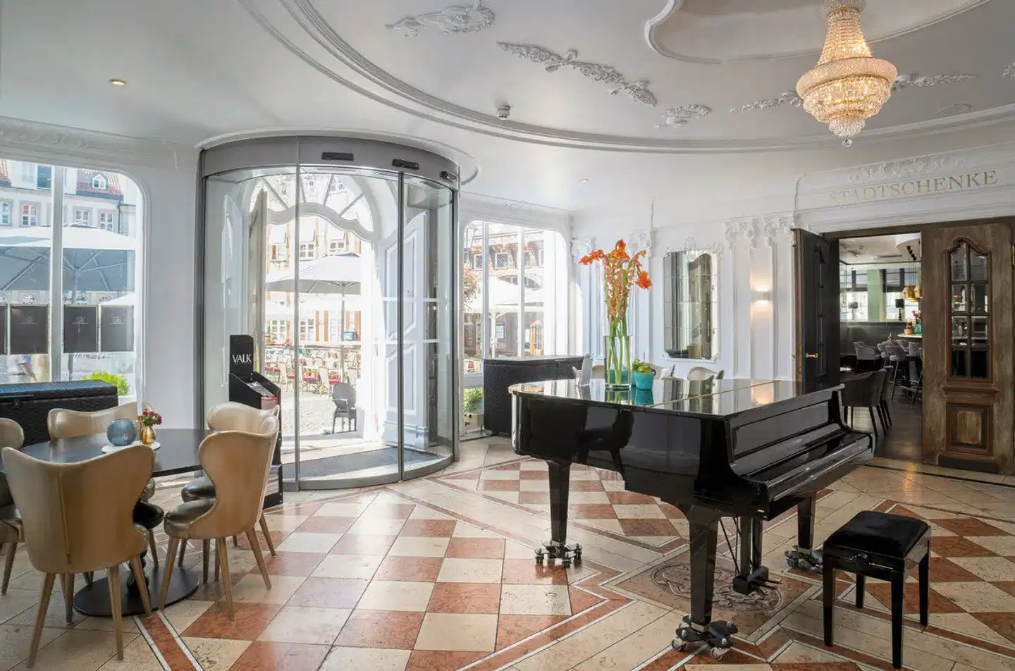 Van der Valk Hotel Hildesheim Lobby