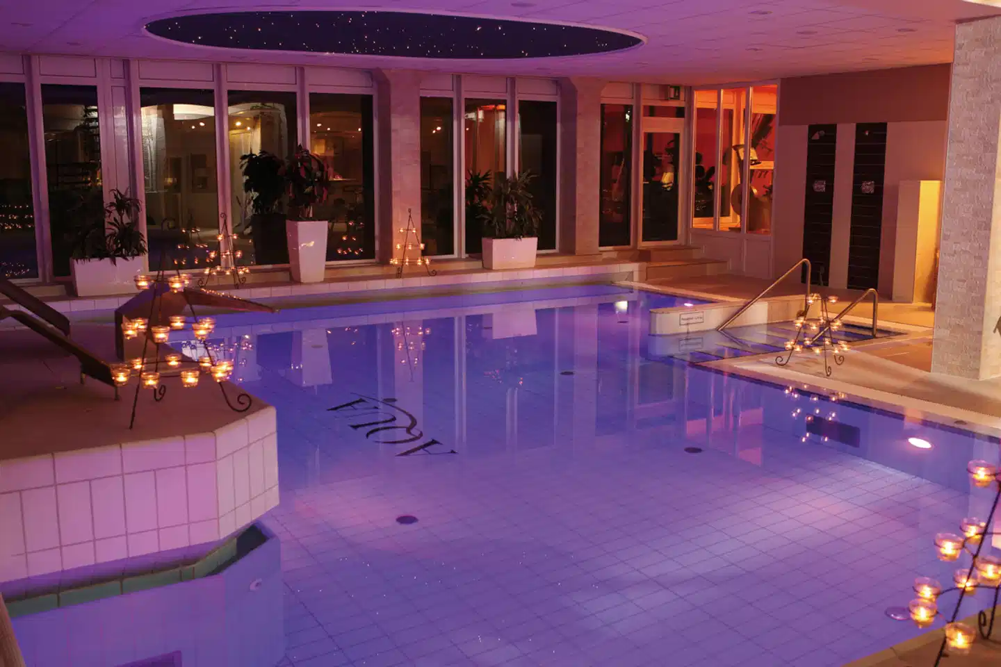 TRIHOTEL Rostock Hallenbad