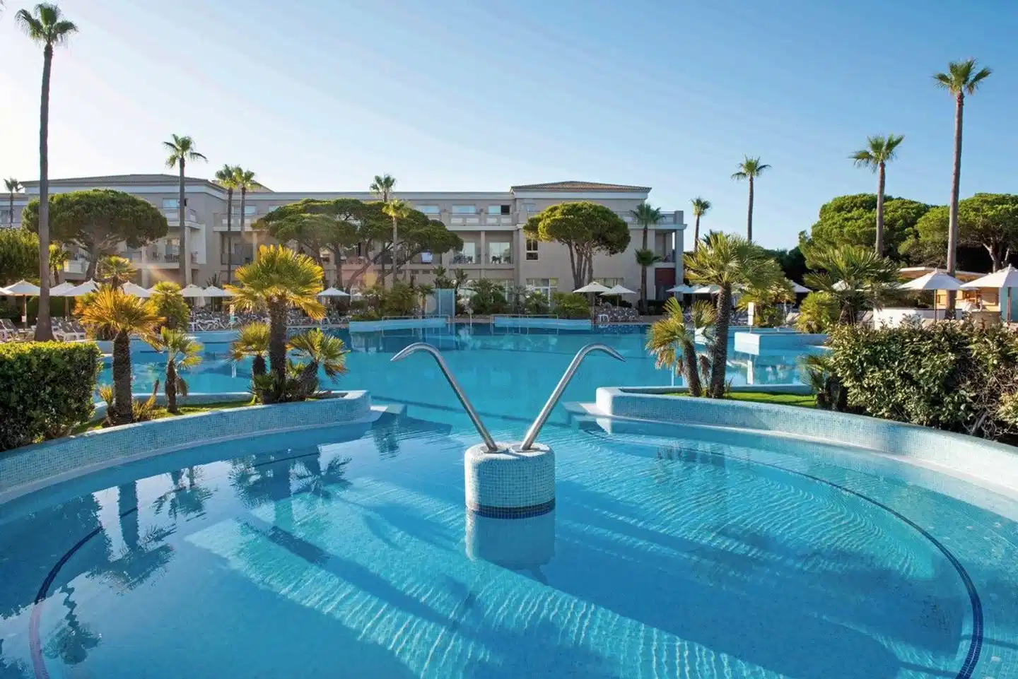 Valentín Sancti Petri Spa Pool