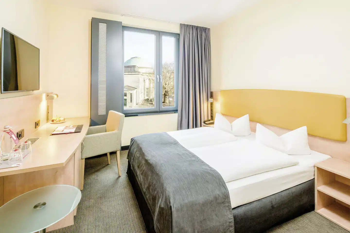 IntercityHotel Hamburg Hauptbahnhof Wohnbeispiel