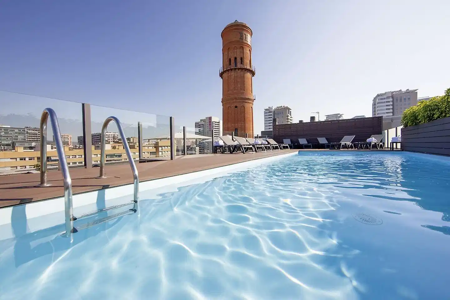 Attica 21 Barcelona Mar Pool