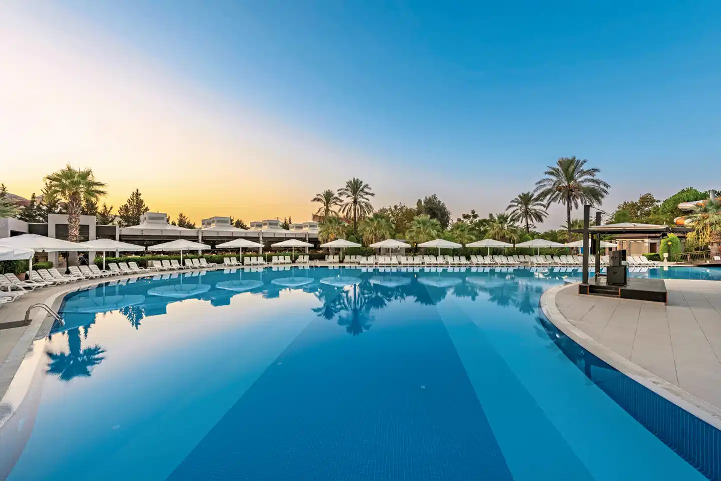 Sunis Elita Beach Resort Hotel & Spa Pool