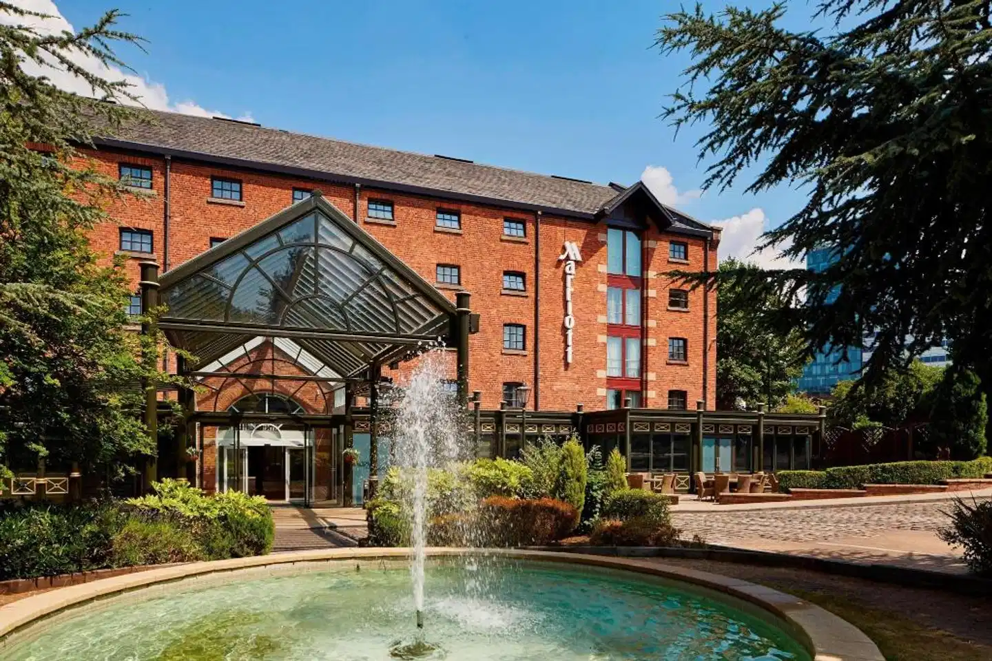 Marriott Victoria & Albert Aussenansicht