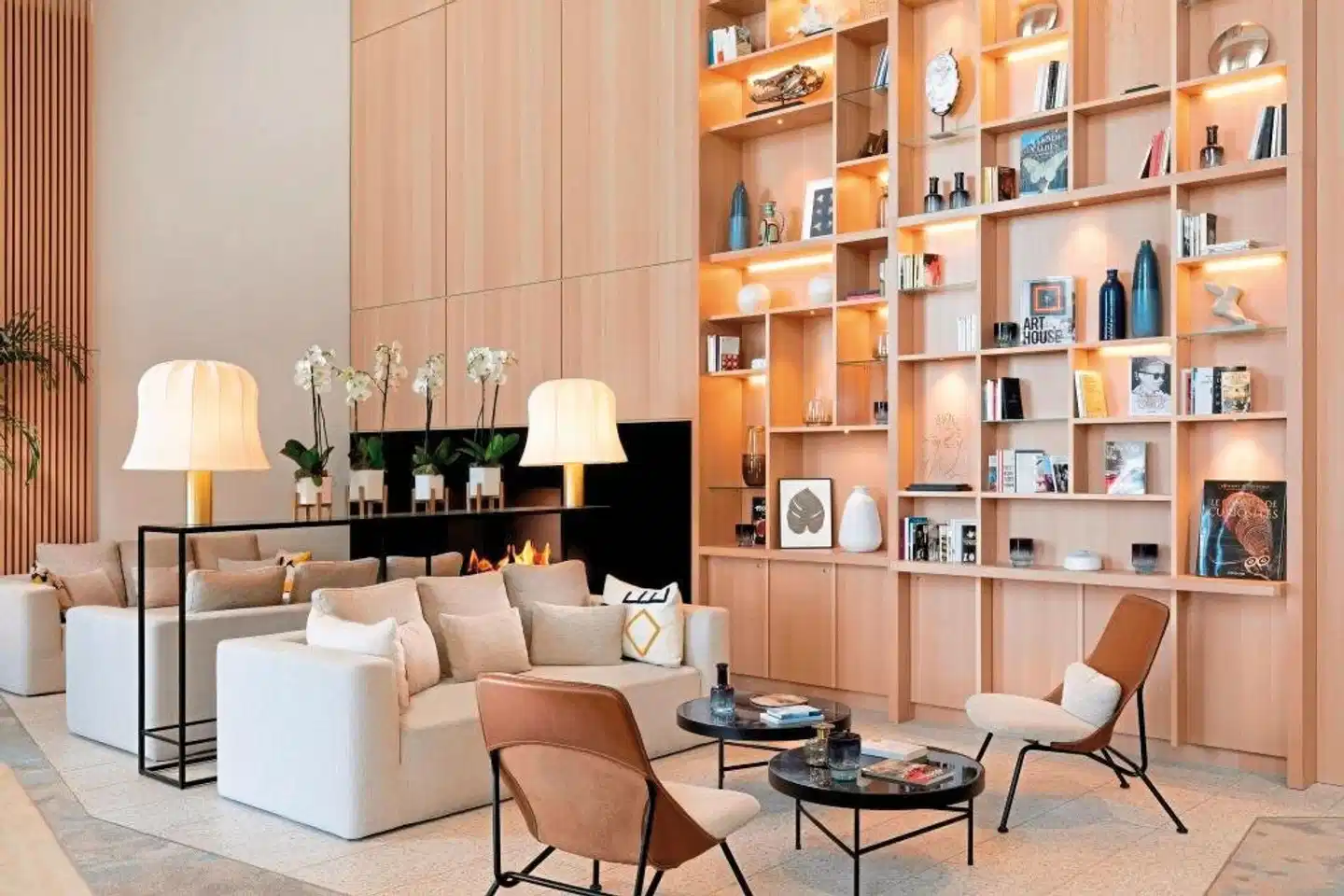 Riviera Marriott Hotel La Porte de Monaco Lobby