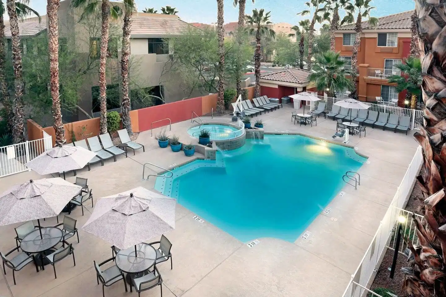 Holiday Inn Express & Suites Scottsdale - Old Town Pool