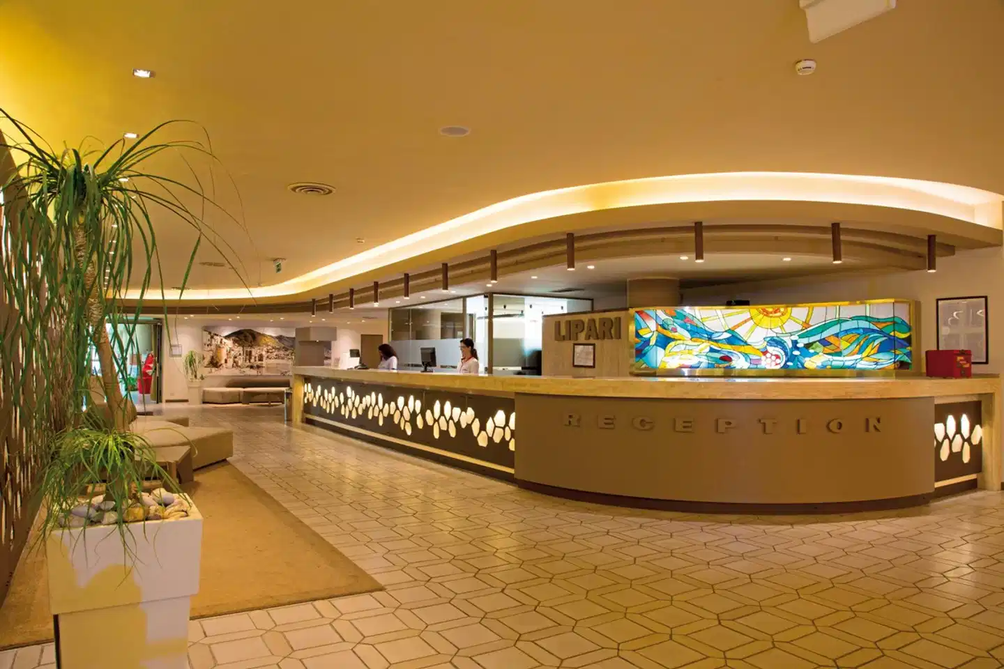 Mangia's Lipari Club Bar