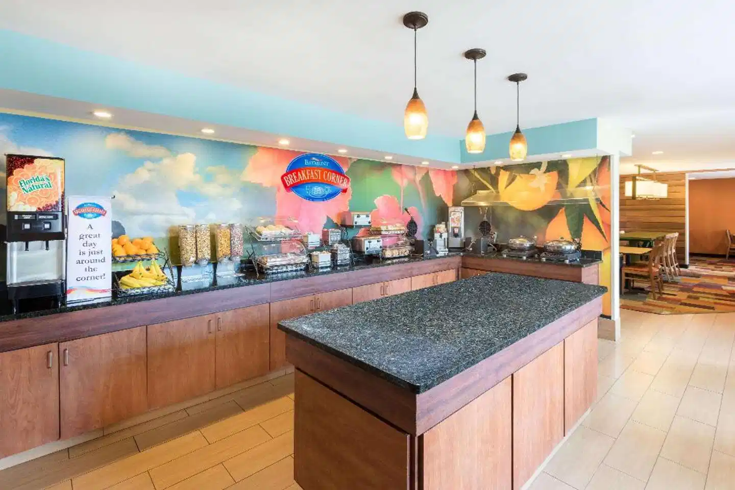 Baymont by Wyndham Savannah Midtown Bar