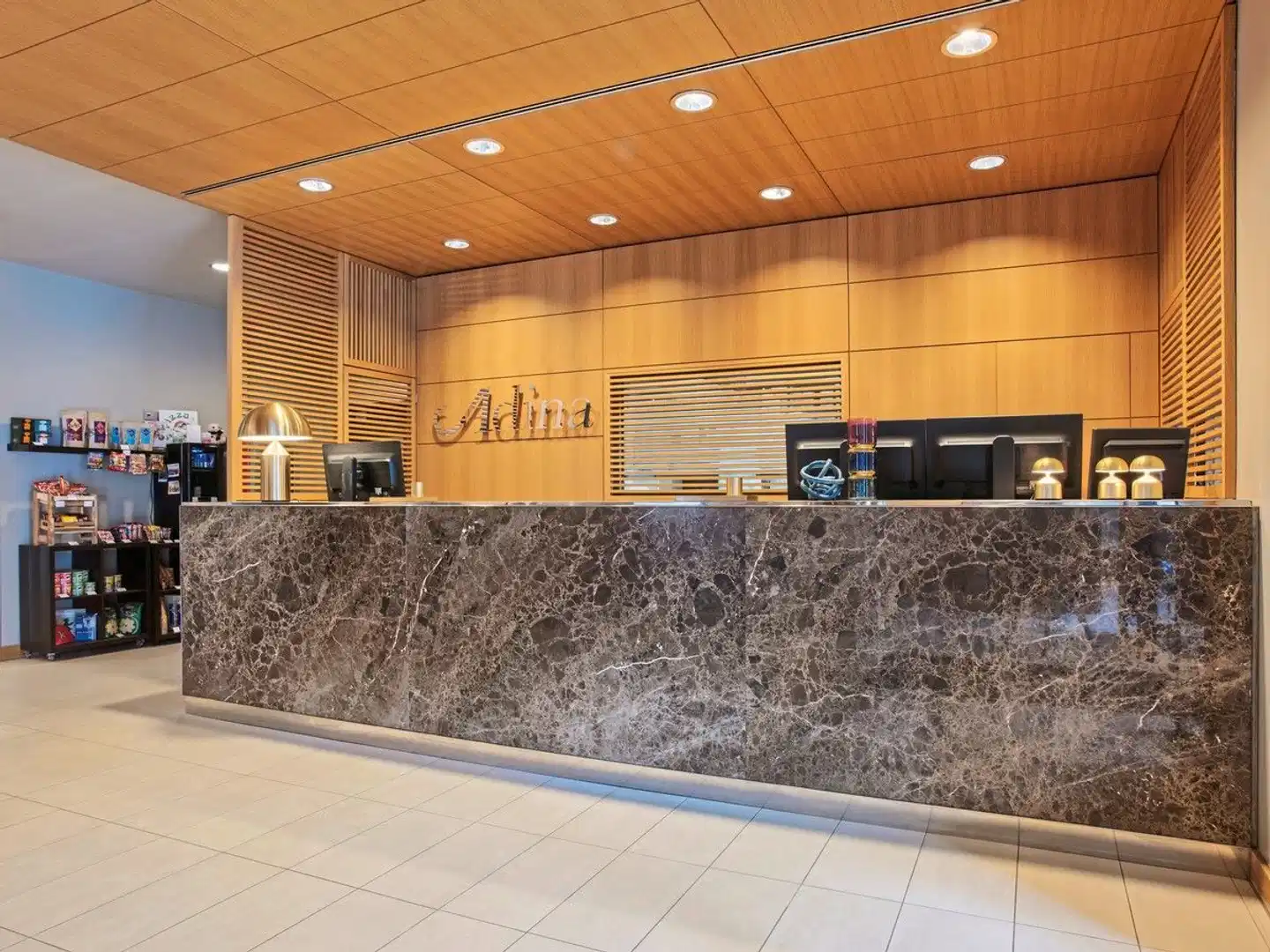 Adina Apartment Hotel Berlin Mitte Lobby