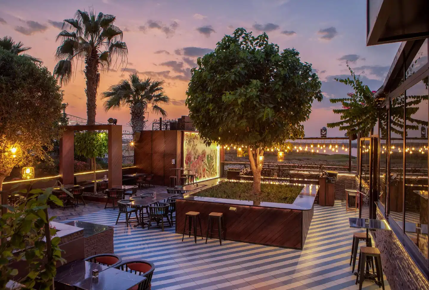 Radisson Blu Hotel, Abu Dhabi Yas Island Terrasse