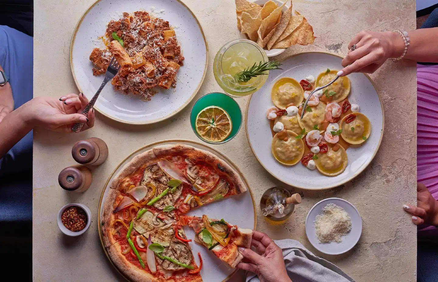 Radisson Blu Hotel, Abu Dhabi Yas Island Restaurant