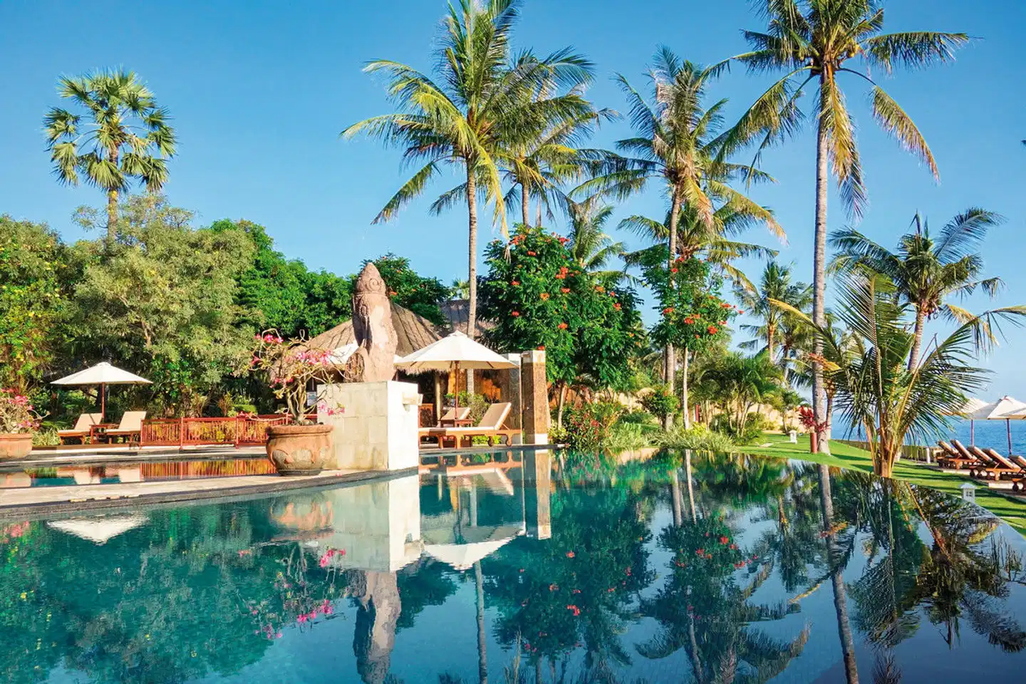 Siddhartha Ocean Front Resort & Spa Pool