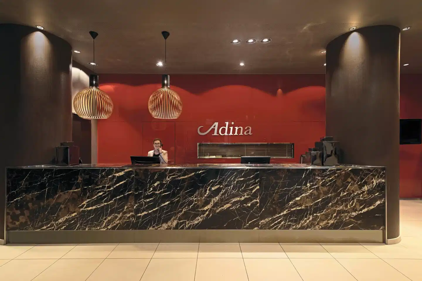 Adina Apartment Hotel Frankfurt Neue Oper Lobby