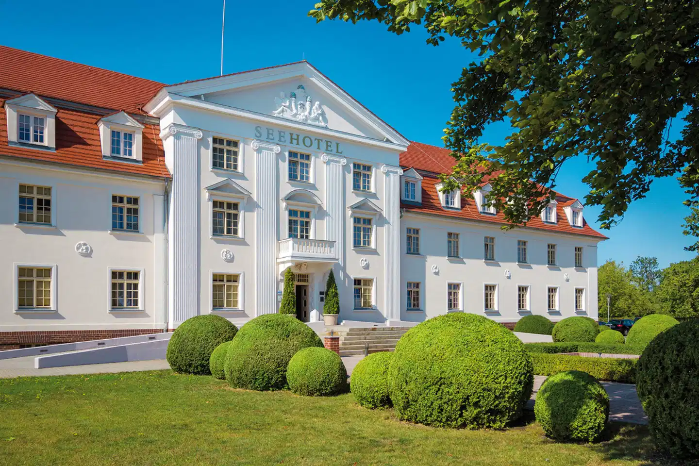 Seehotel Großräschen Aussenansicht