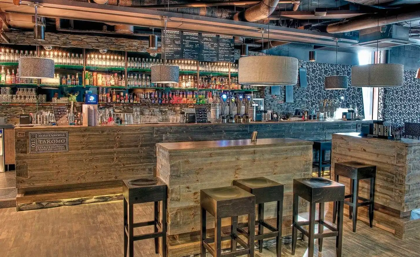 Hotel Levi Panorama Bar