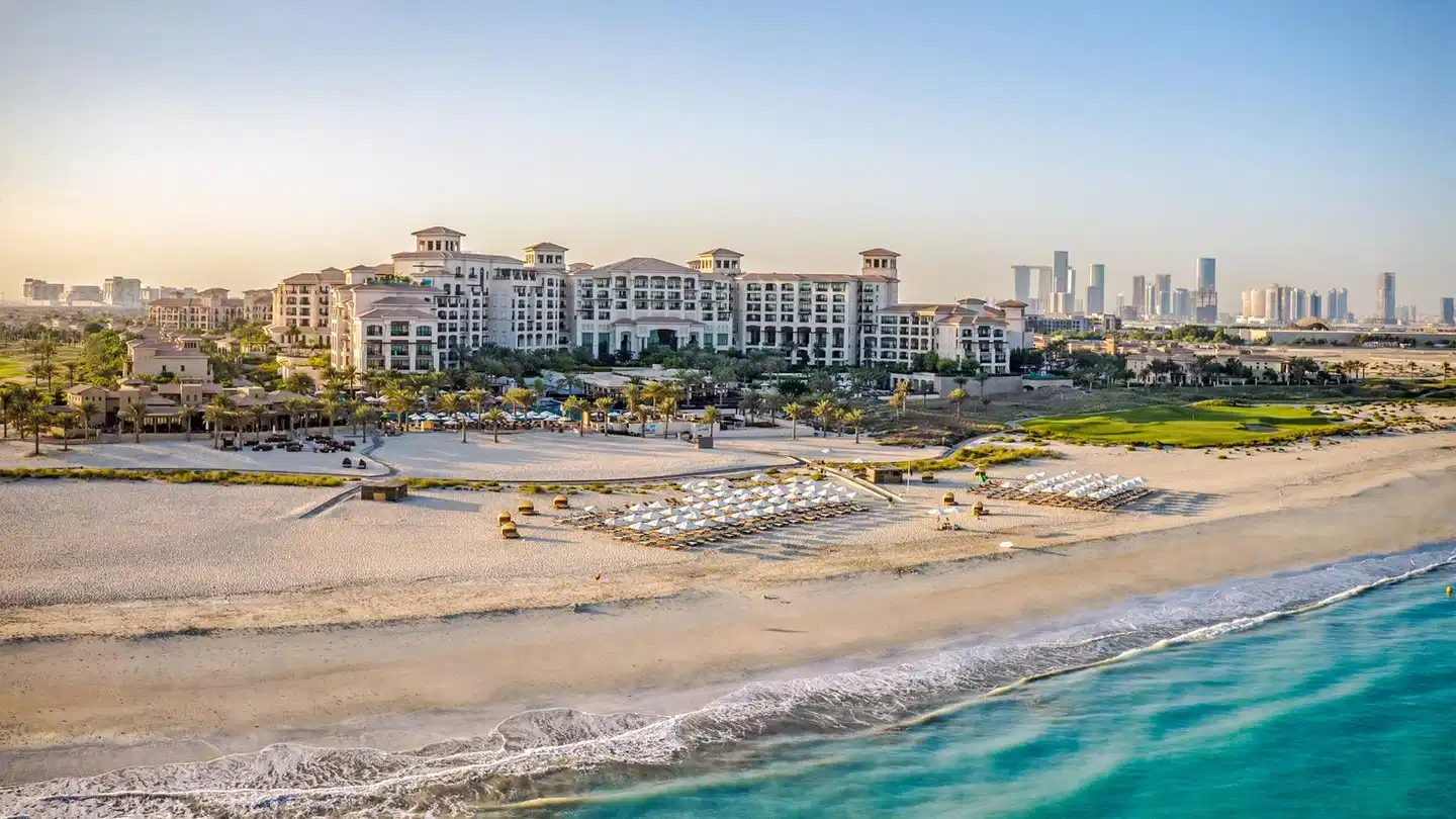 The St. Regis Saadiyat Island Resort Strand