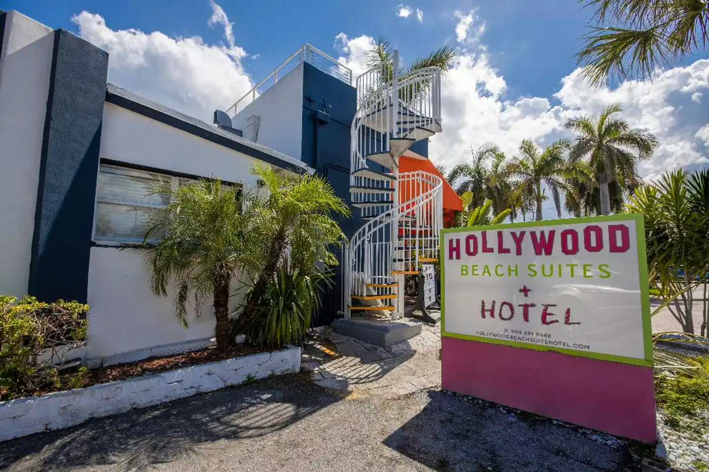 Hollywood Beach Suites, Hostel and Hotel Aussenansicht