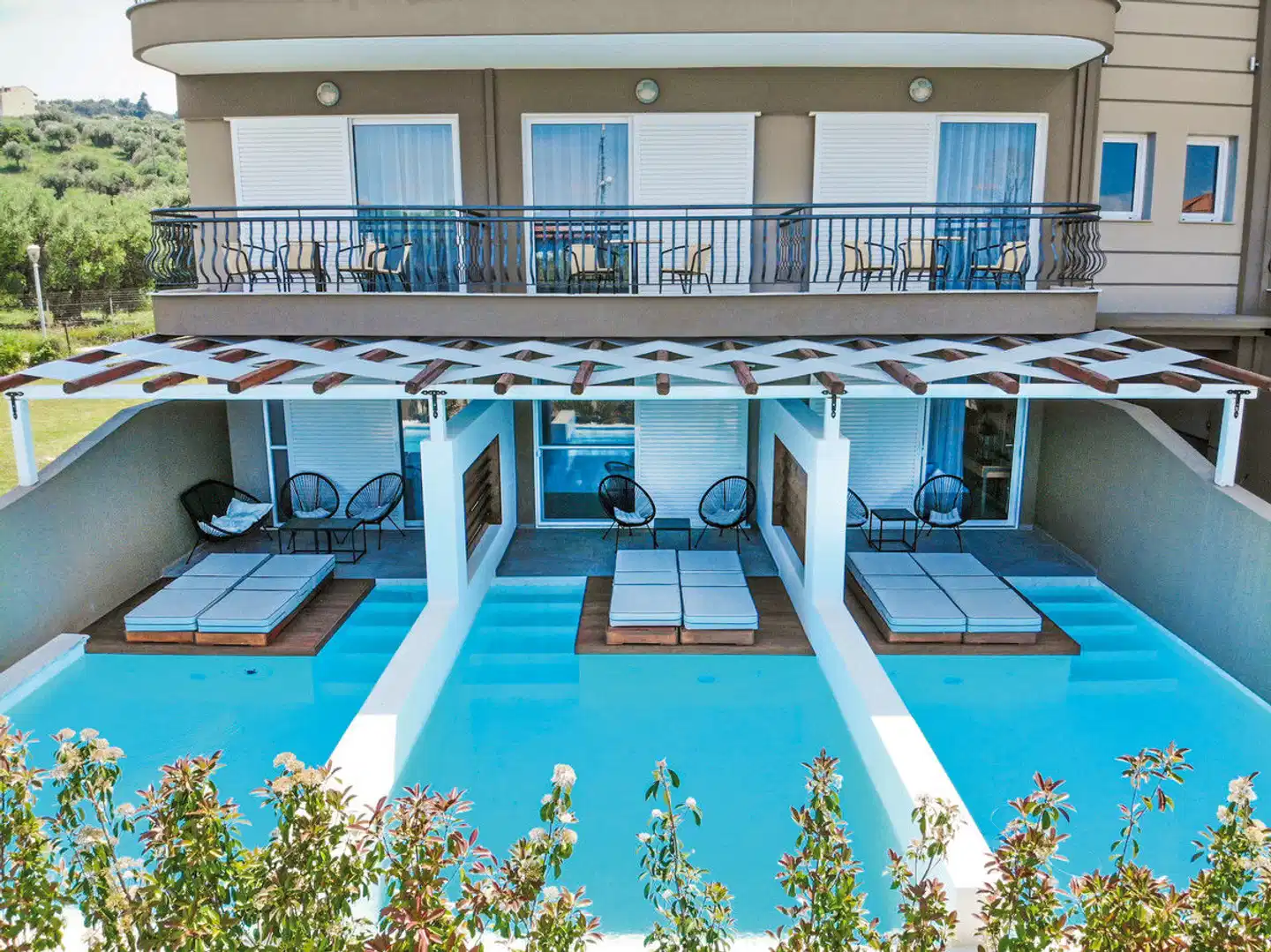Royal Hotel and Suites Pool