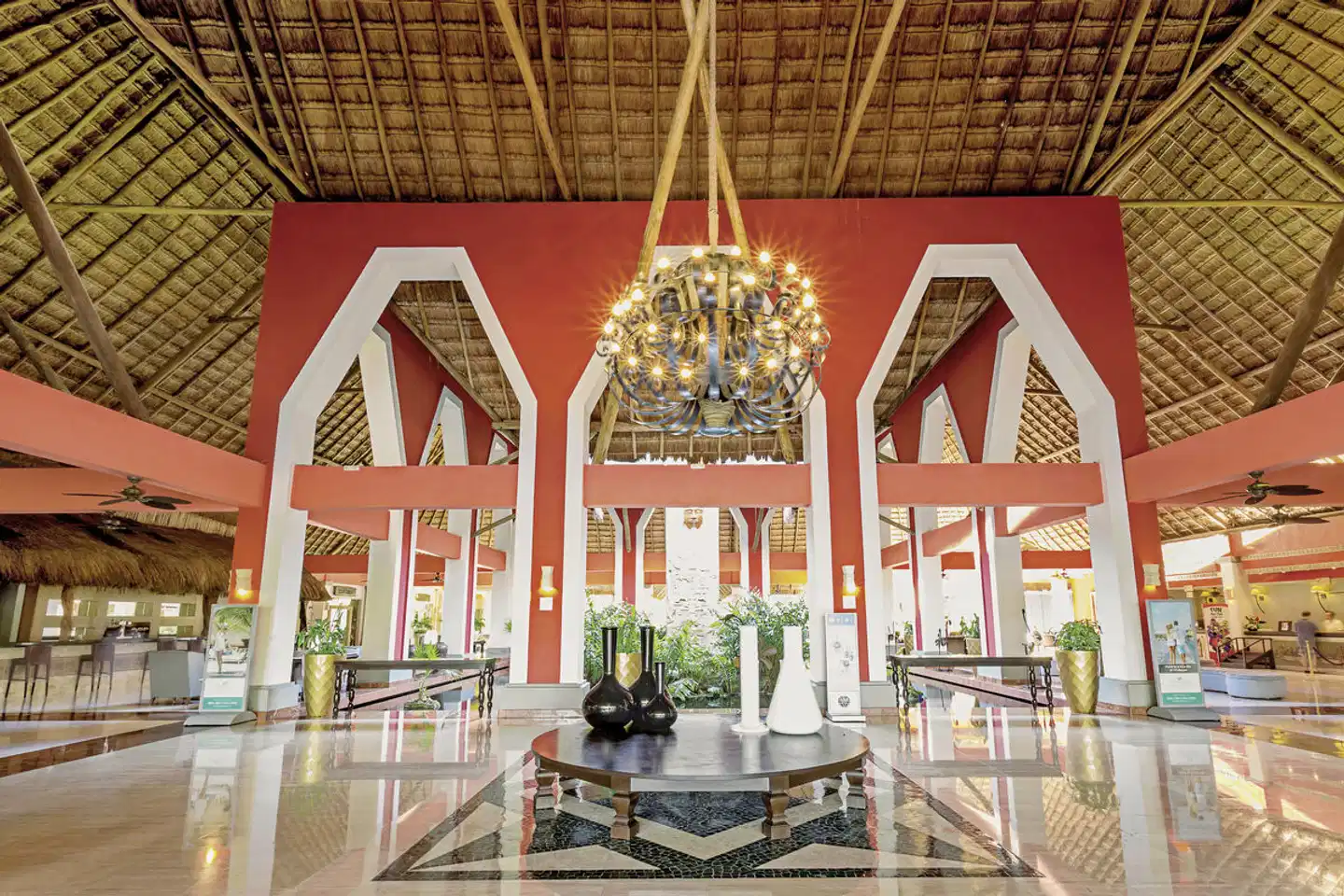 Grand Palladium Kantenah Resort & Spa Lobby
