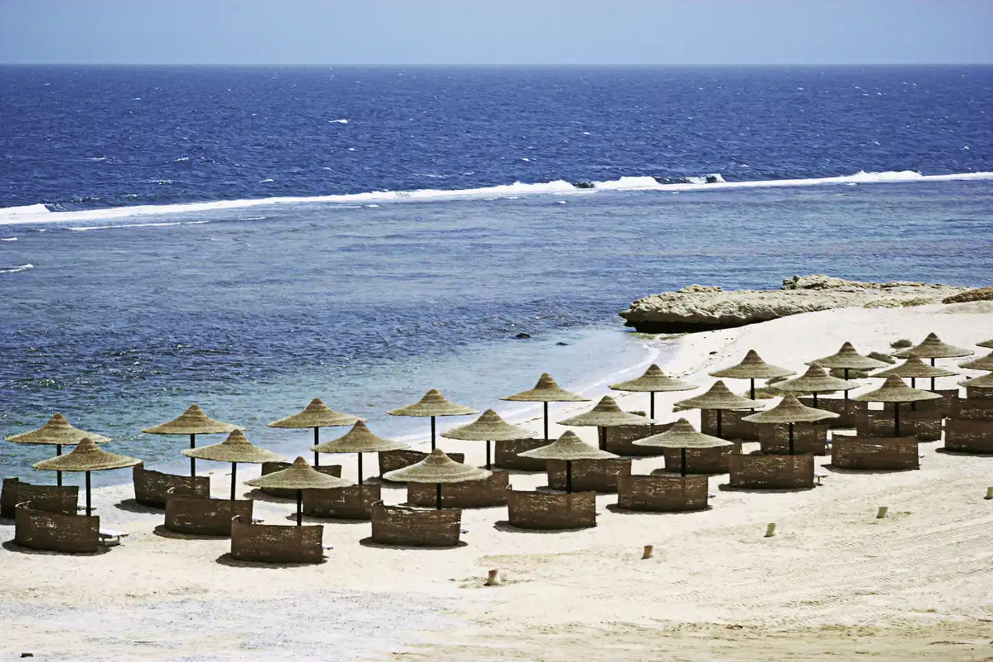 Concorde Moreen Beach Resort & Spa Strand