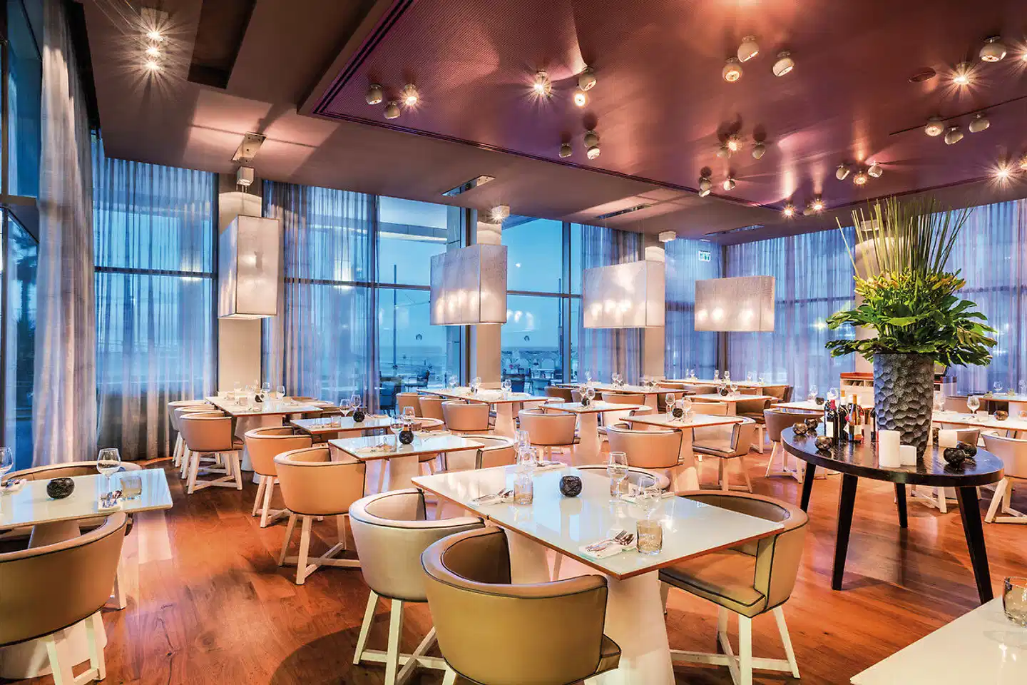 Isrotel Royal Beach Tel Aviv Restaurant