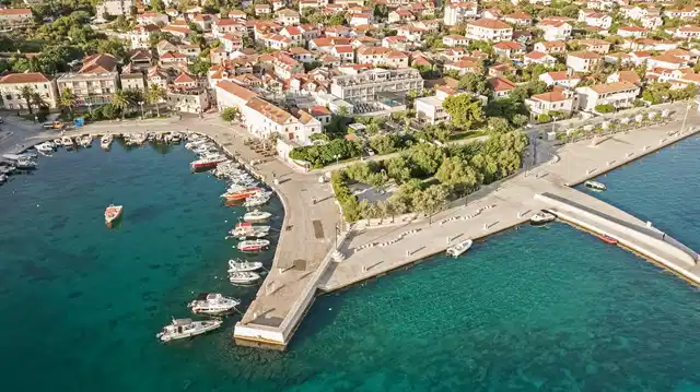 Osam Supetar Adults Only SCENERY