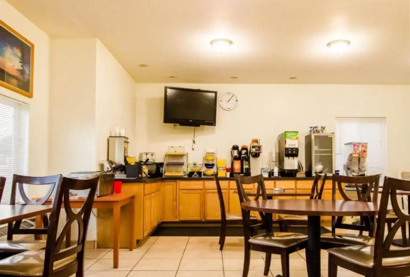 Days Inn by Wyndham Panguitch Bar