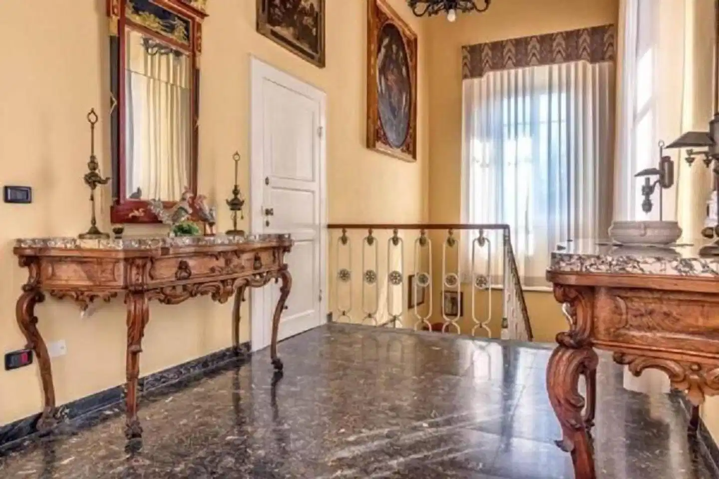 Villa Graziani Lobby