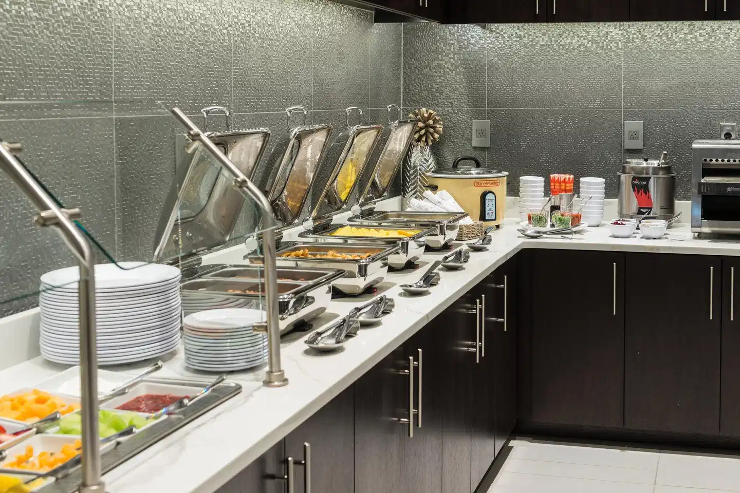 Courtyard by Marriott Edgewater NYC Area Restaurant