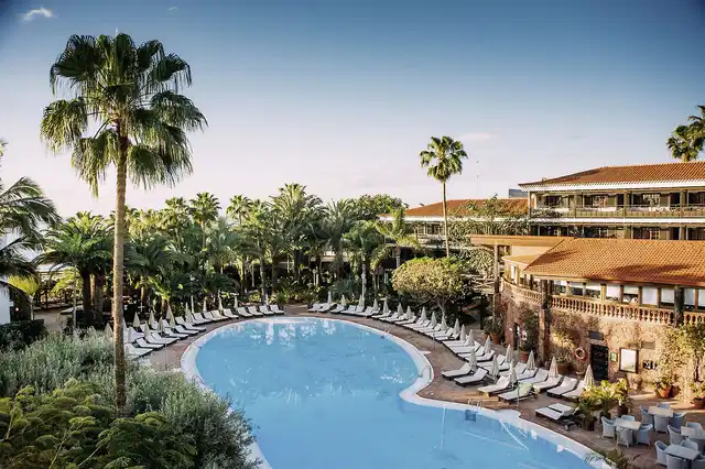 Parque Tropical Pool