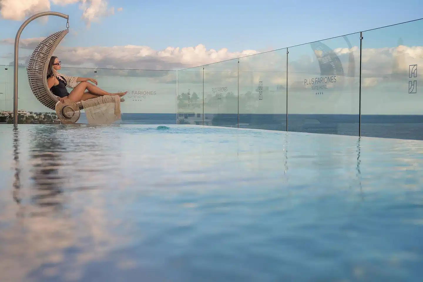 Plus Fariones Suite Hotel Pool