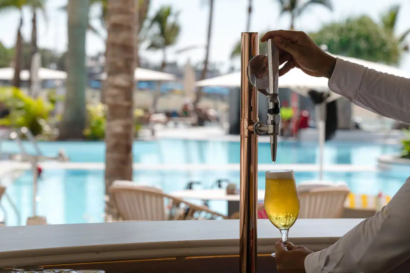 Plus Fariones Suite Hotel Pool