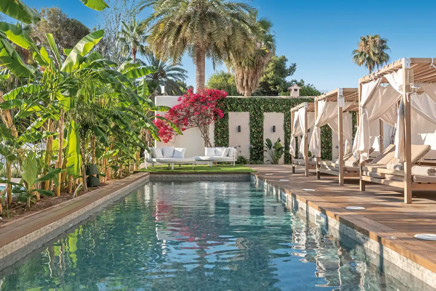 Valentin Grand Park Suite Hotel Pool