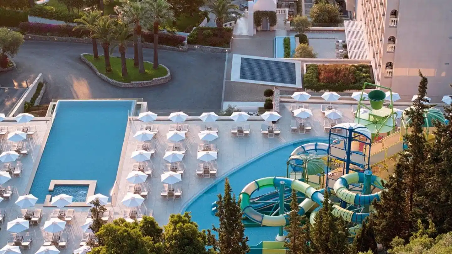 MarBella, Mar-Bella Collection Pool