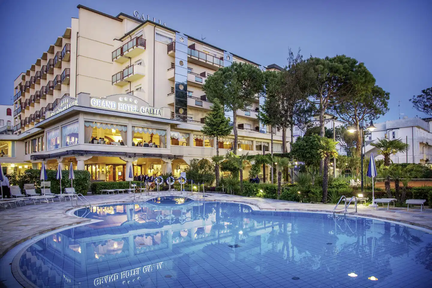 Grand Hotel Gallia Aussenansicht