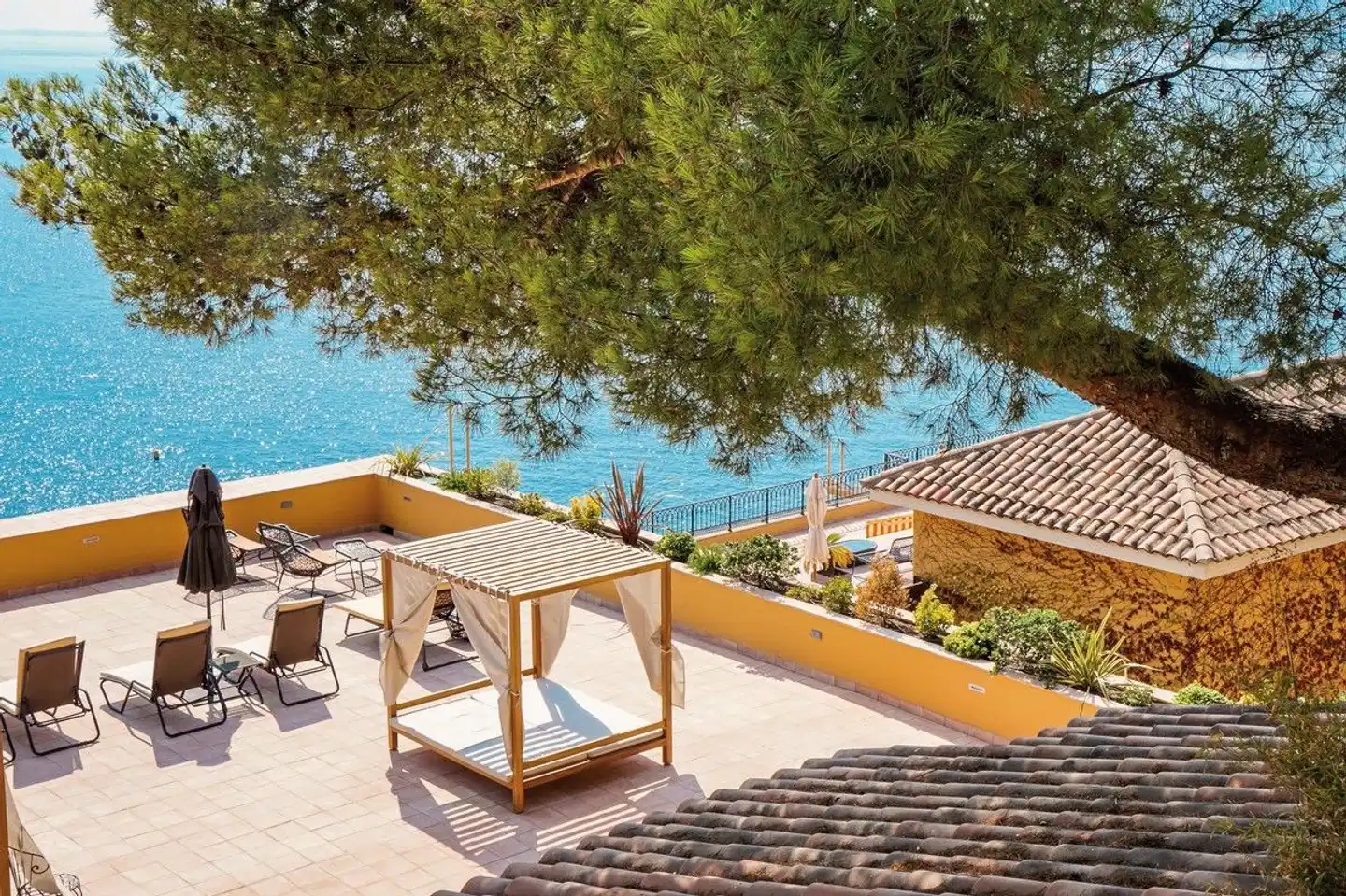 Hotel La Perouse Terrasse