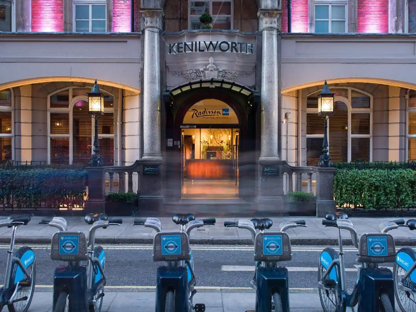 Radisson Blu Edwardian Kenilworth Hotel Aussenansicht