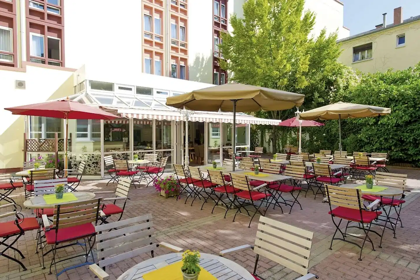 ACHAT Hotel Neustadt an der Weinstrasse Terrasse
